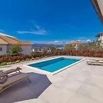 House Andro Holiday home