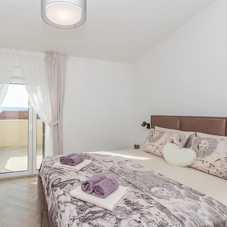 Feriehus House Andro *