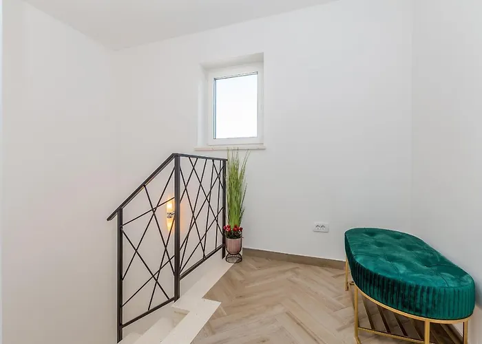House Andro Dom wakacyjny Pinezići
