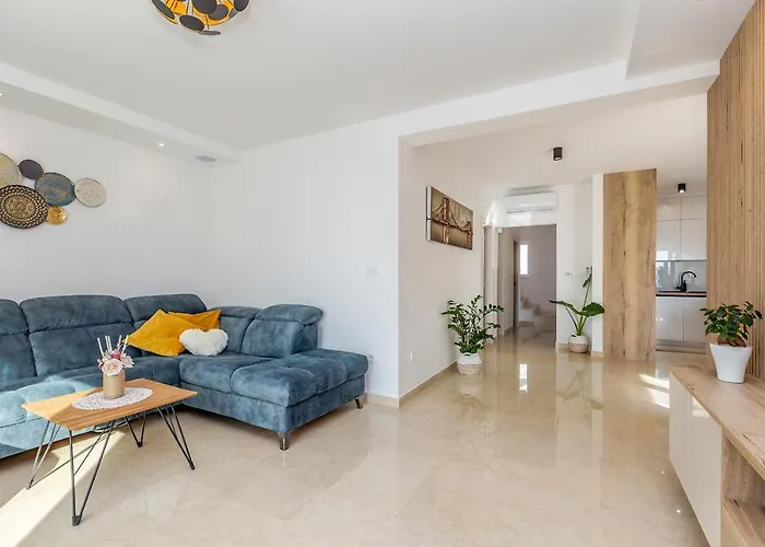 House Andro Dom wakacyjny Pinezići