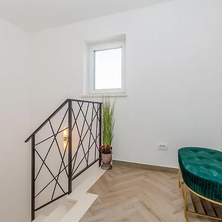 House Andro Holiday home Pinezici (Krk)